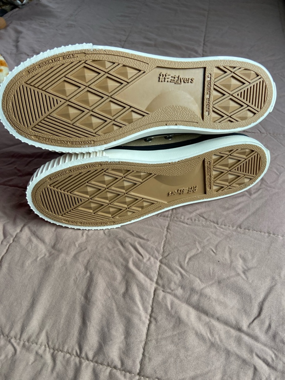 🏷️ P.F. Flyers Men's Tan Canvas High-Top Sneakers with Black Trim BNIB - Picture 3 of 9